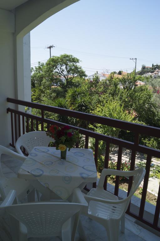 Hotel Lalaria Skiathos Exterior photo