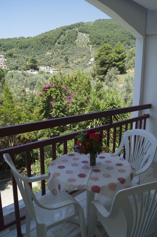 Hotel Lalaria Skiathos Exterior photo