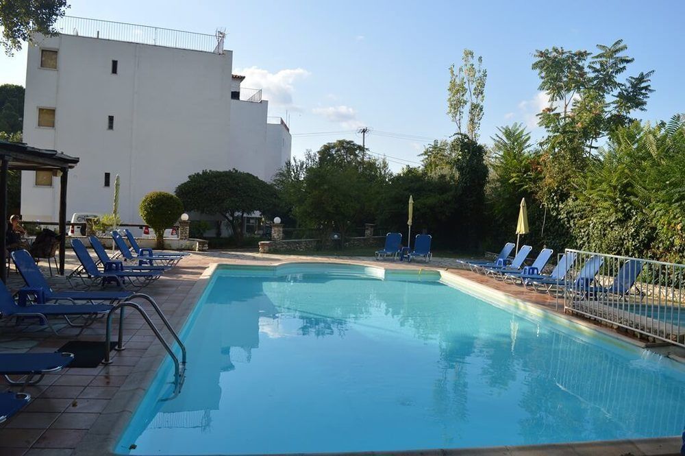 Hotel Lalaria Skiathos Exterior photo