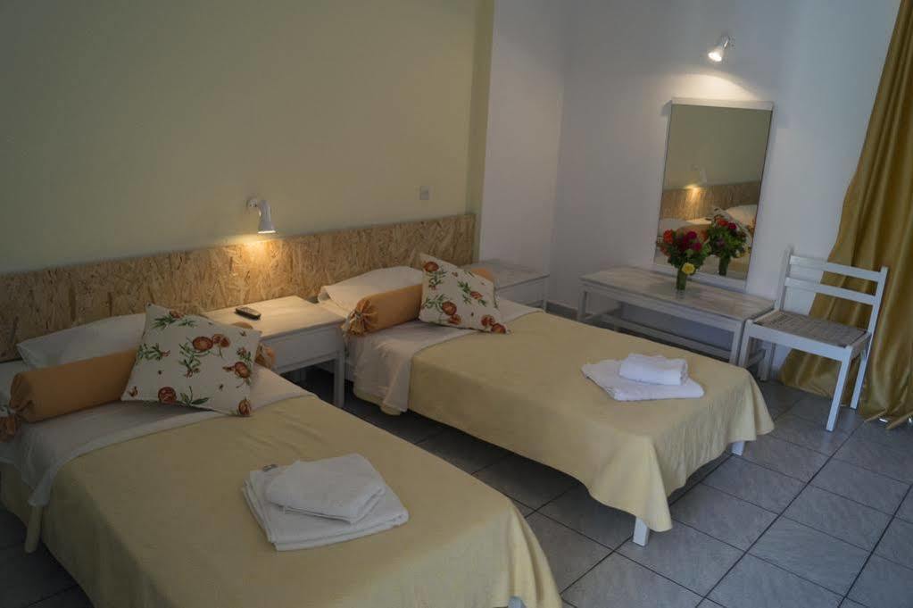 Hotel Lalaria Skiathos Exterior photo